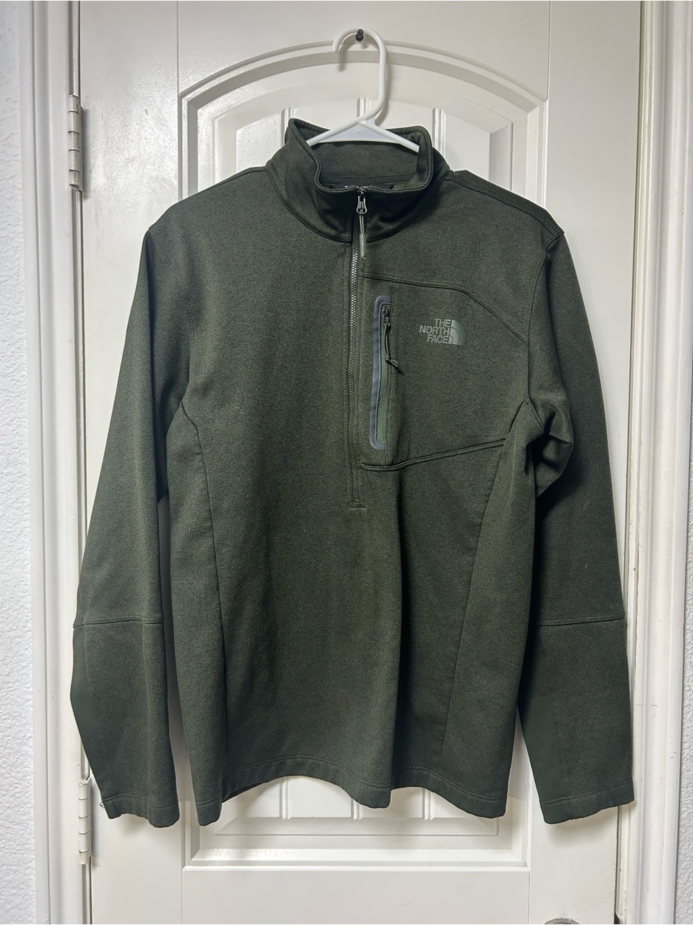 The North Face Men's Dark Olive Green Half-Zip Fleece Pullover